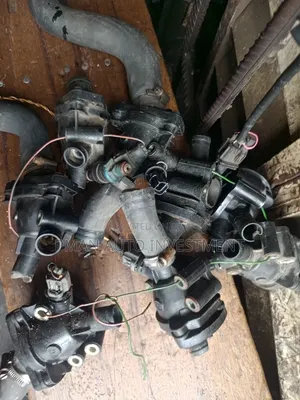 Volvo XC90 3.2 Engine Thermostat 2013 Mordel