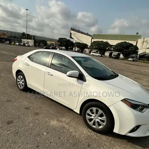 Toyota Corolla 2014 White