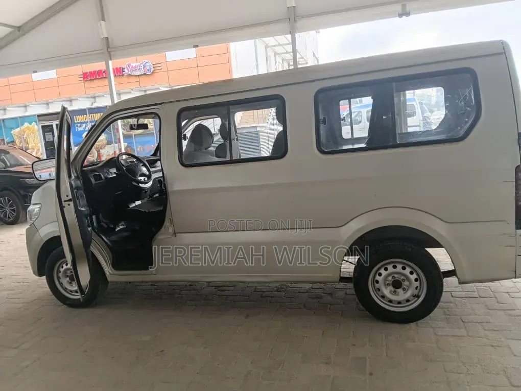 Mini Mini 2022 Gray