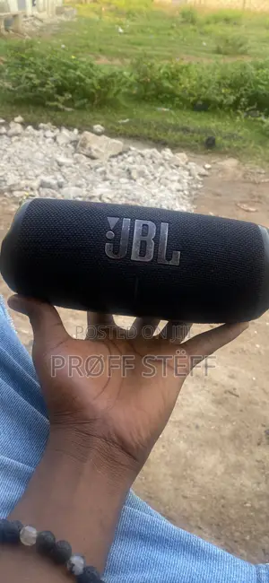 JBL Charge 5