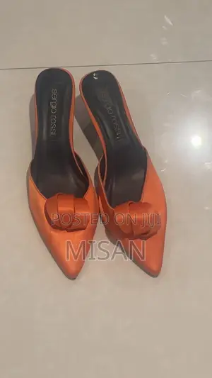 Preloved Shoes
