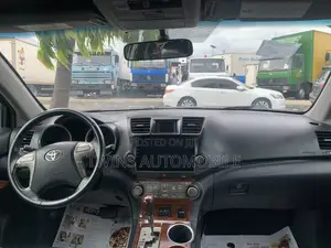 Toyota Highlander Limited 2010 Black