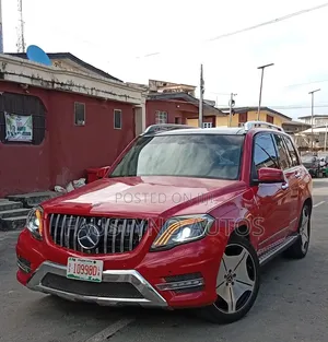 Mercedes-Benz GLK-Class 2010 Red