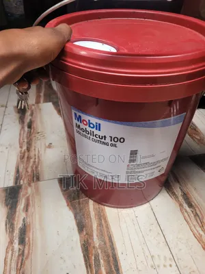 Mobilcut 100 - Soluble Cutting Oil