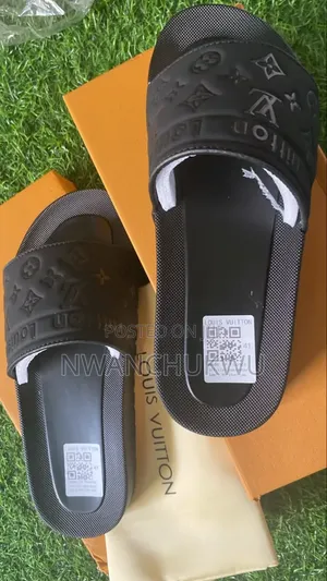 Fully Boxed Unisex Pam