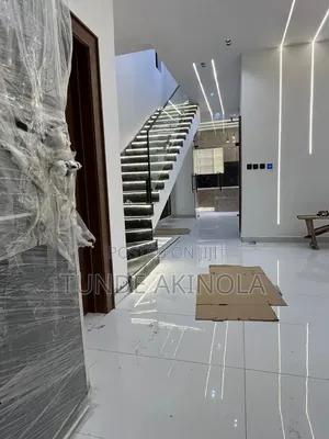 4bdrm Duplex in Sunshine Estate for sale