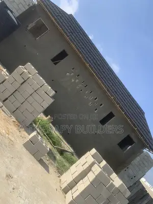 Bricklayer and Art Work