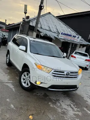 Toyota Highlander SE 3.5L 4WD 2013 White
