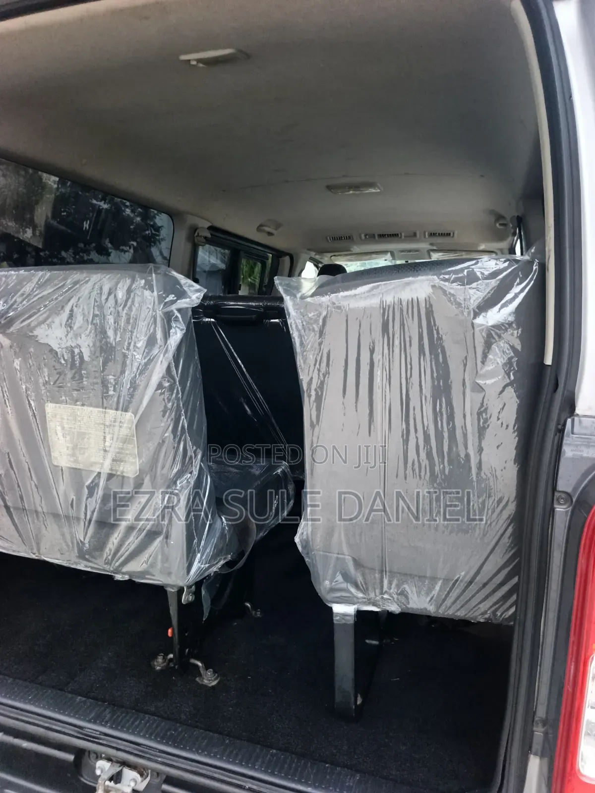 Toyota HiAce 2015 Silver
