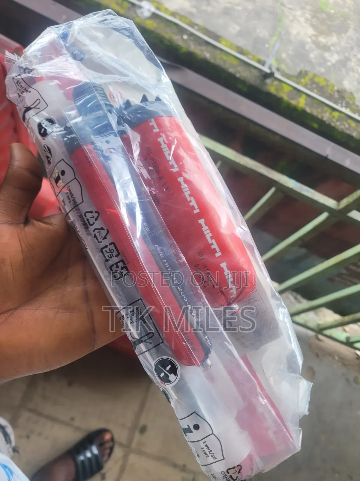 Hilti Hit-Hy 200-Av3 Injection Mortar