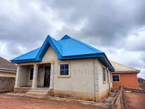2bdrm Apartment in Iju, Ado-Odo/Ota for sale