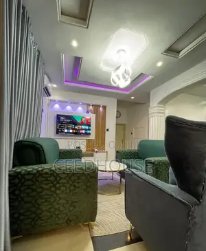 Luxurious 2 Bedroom Apartment With Outdoor Snooker
