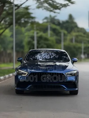 Mercedes-Benz AMG GT 2022 Blue