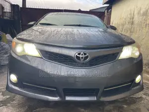 Toyota Camry 2013 Gray