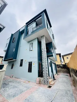 4bdrm Duplex in Ogba for sale