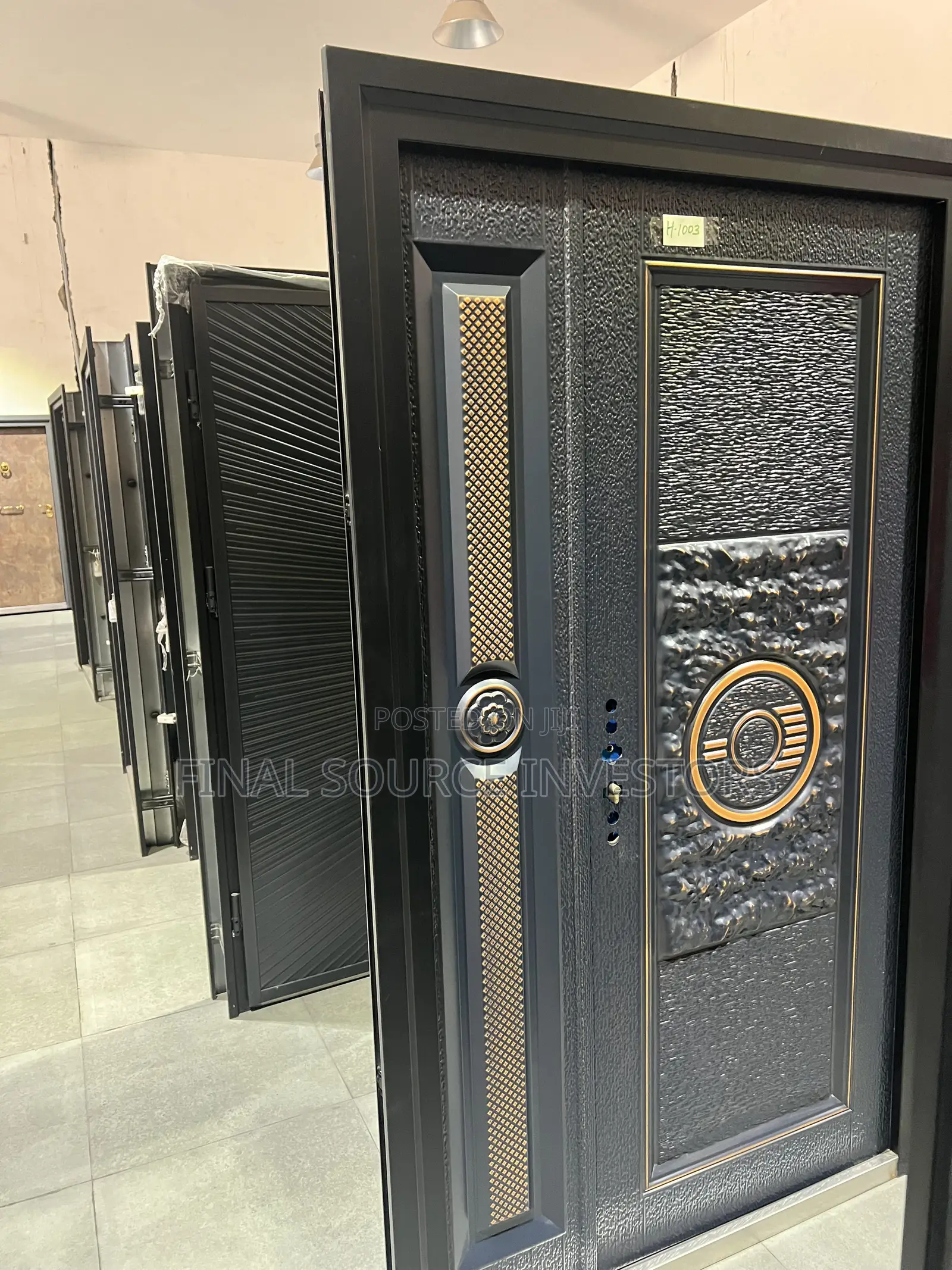 Full Moon Design Tank Door