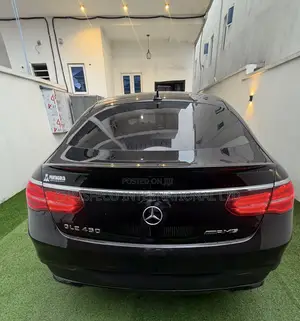 Mercedes-Benz GLE-Class 2016 Black
