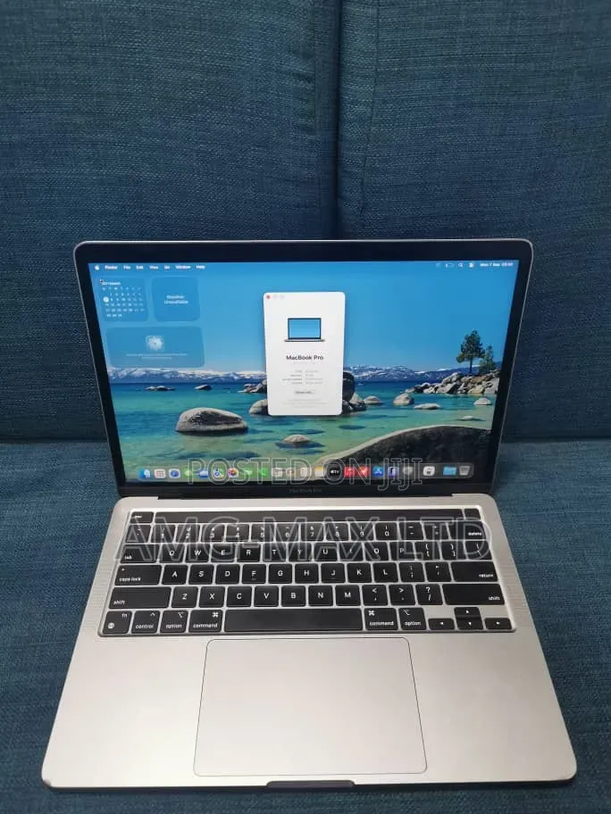 Laptop Apple MacBook Pro 2022 M2 16GB Apple M2 SSD 512GB