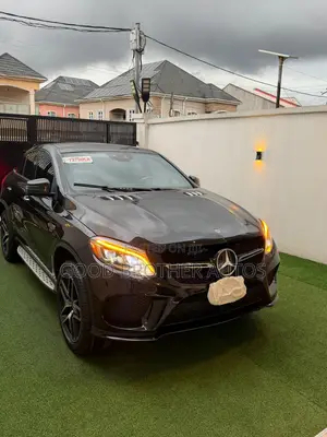 Mercedes-Benz GLE-Class 2016 Black