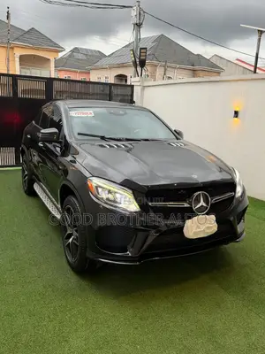 Mercedes-Benz GLE-Class 2016 Black