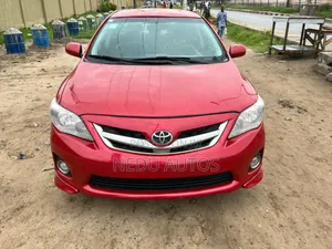 Toyota Corolla 2011 Red
