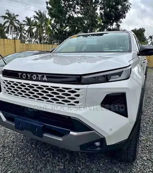New Toyota Hilux 2026 Black