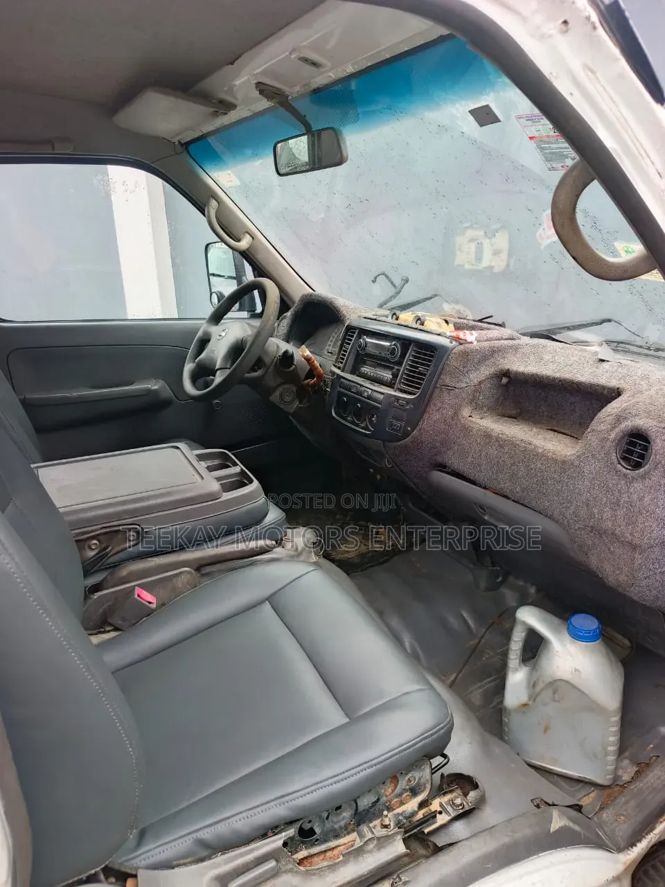 Nissan Caravan (Urvan) 2008 White