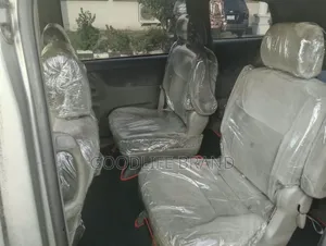 Toyota Sienna XLE Limited AWD 2006 Gold