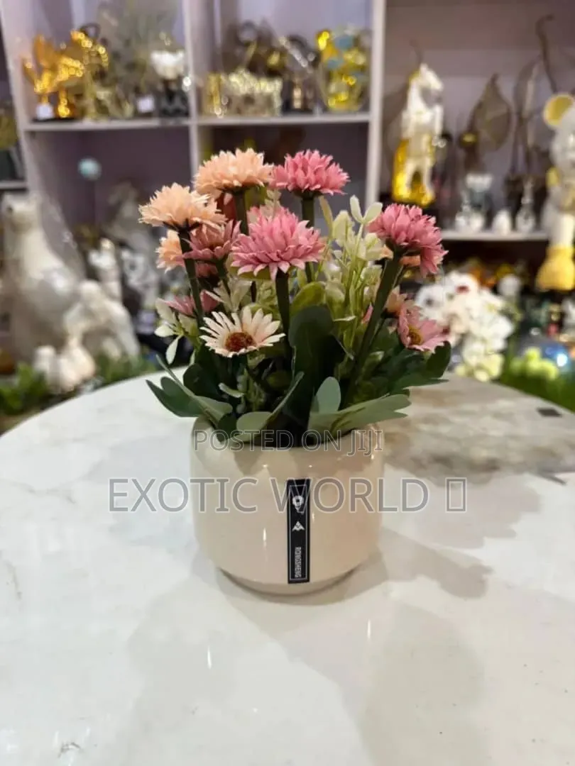 Artificial Tulip Flowers in Ceramic Pot – Home Decor