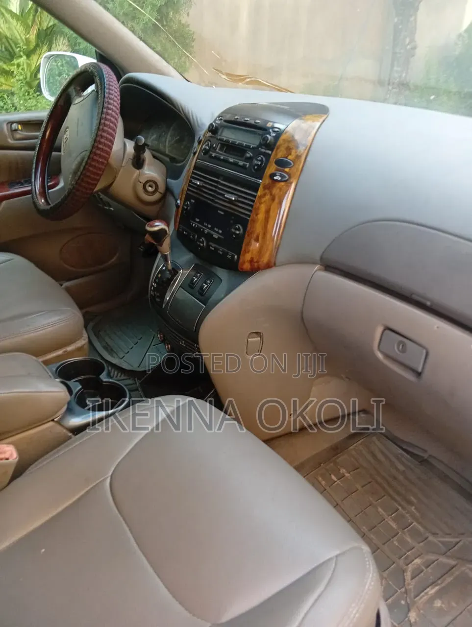Toyota Sienna 2005 White