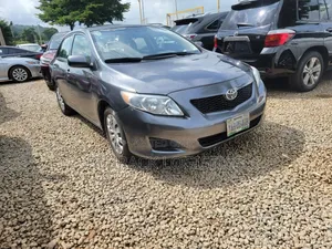 Toyota Corolla LE 4dr Sedan (1.8L 4cyl 4A) 2010 Gray