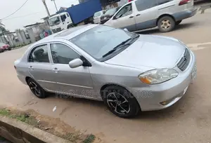 Toyota Corolla LE 2004 Silver