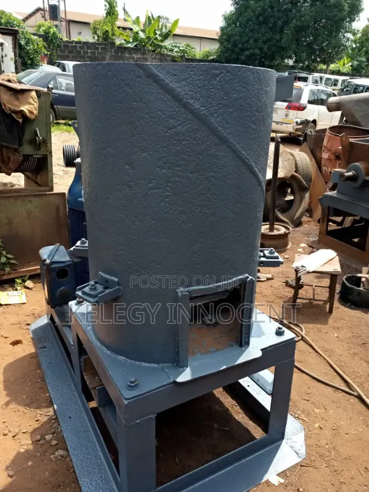 Waste Plastic Crushing Machine