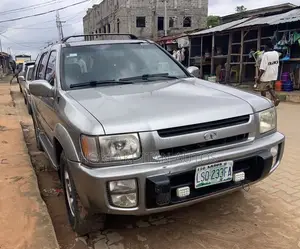 Infiniti QX4 2002 Silver