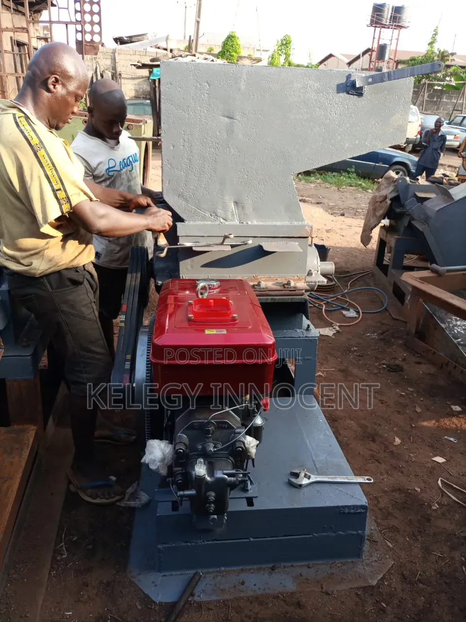 Waste Plastic Crushing Machine