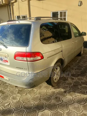 Toyota Sienna CE 2002 Ivory