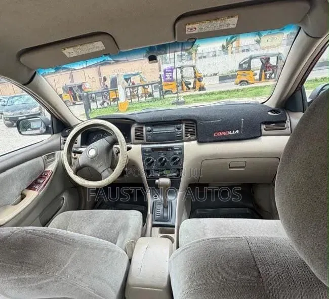 Toyota Corolla 2004 Red