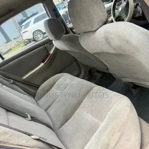 Toyota Corolla 2004 Red