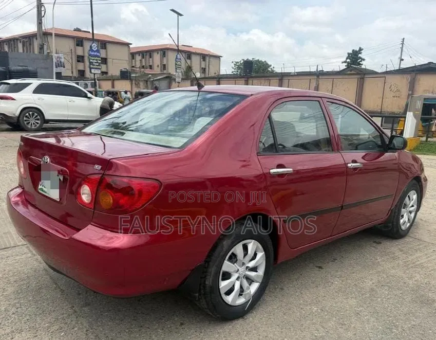 Toyota Corolla 2004 Red