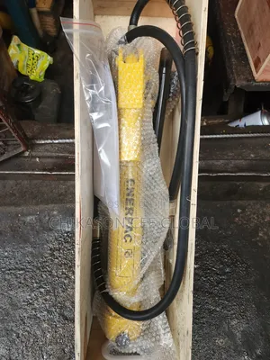 Enerpac 10000 Psi Hydraulic Hose and Hand Pump
