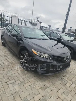 Toyota Camry SE (2.5L 4cyl 8A) 2019 Black