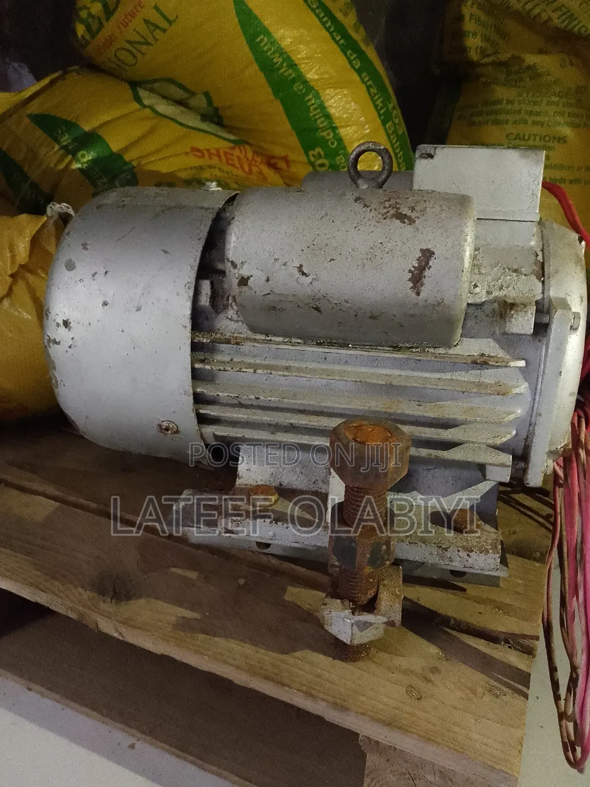Industrial Grinding Machine