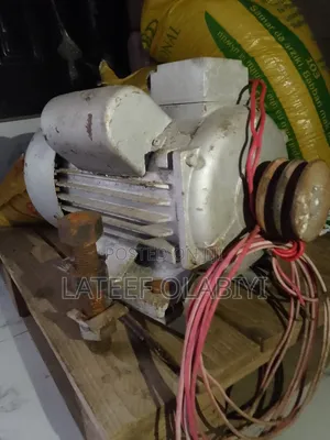 Industrial Grinding Machine