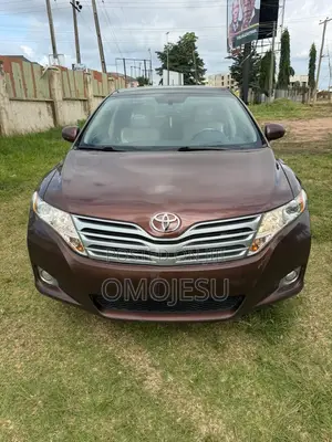 Toyota Venza V6 AWD 2010 Brown