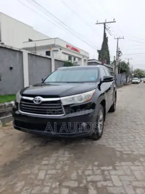 Toyota Highlander 2015 Black