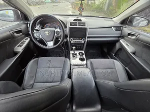 Toyota Camry SE 4dr Sedan (2.5L 4cyl 6A) 2012 Black