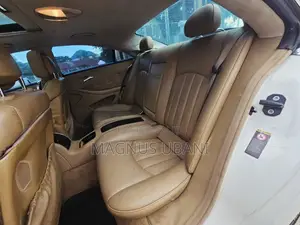 Mercedes-Benz CLS 2007 White