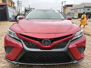 Toyota Camry 2019 Red