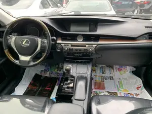 Lexus ES 2013 Black