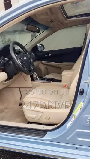 Toyota Camry XLE V6 4dr Sedan (3.5L 6cyl 6A) 2013 Blue